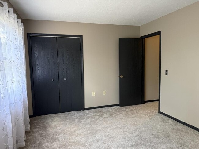 Building Photo - 2500 Cleveland Rd