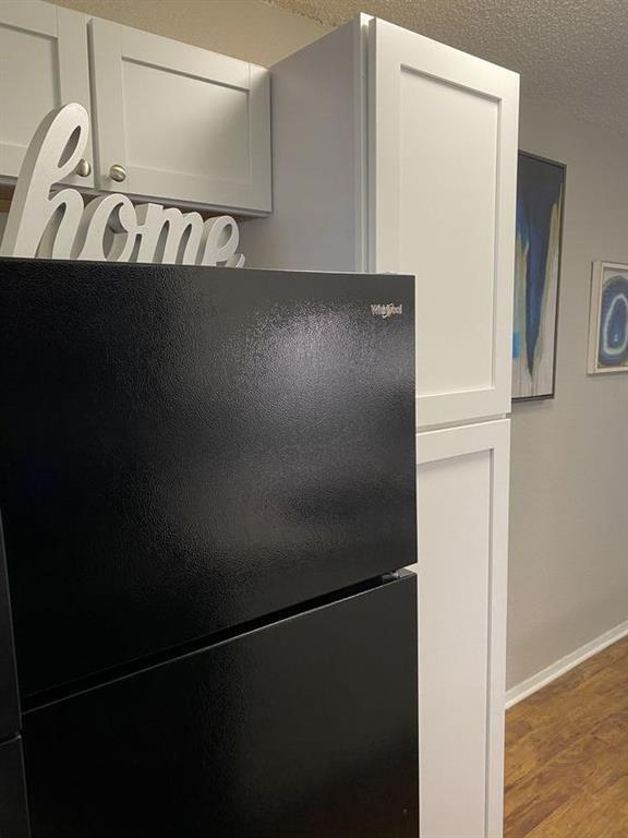 Building Photo - 2801 Hemphill Park