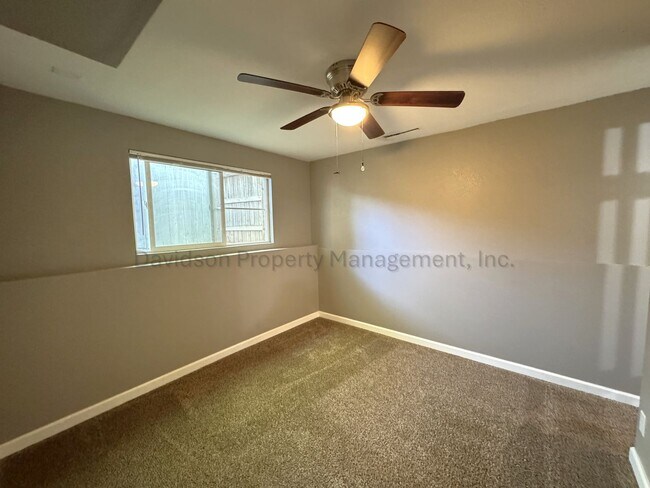 Building Photo - Charming 4 Bedroom Tri-level House in Southeast Colorado Springs MORE PICS TO COME!