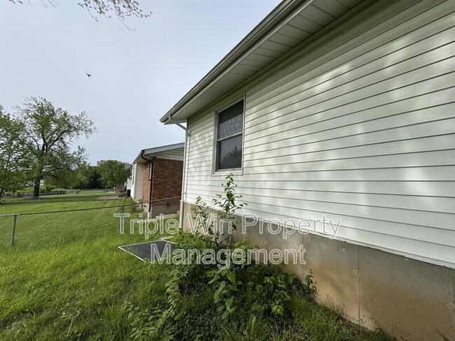 Building Photo - 11282 Ashcroft Ln