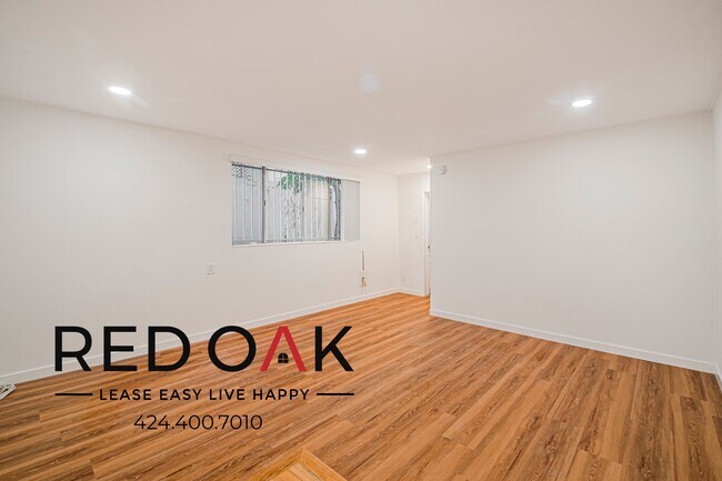 Building Photo - 463 S Maple Dr