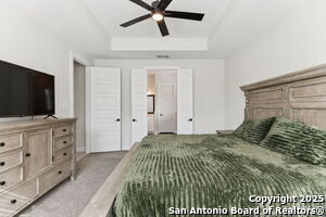 Building Photo - 462 Vamanos