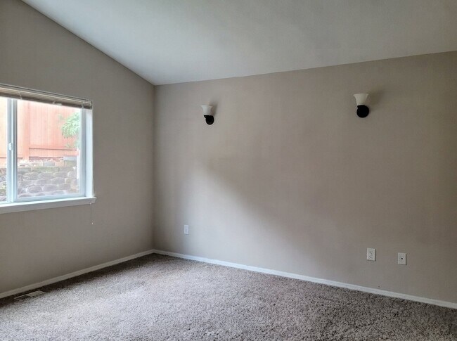 Building Photo - 38859 Jerger St