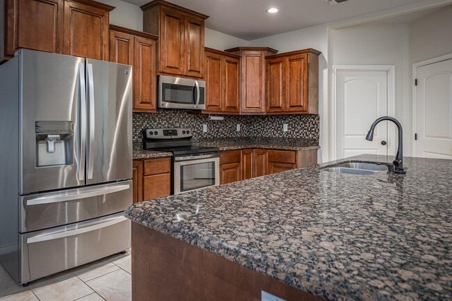 Building Photo - 309 Javier Dr