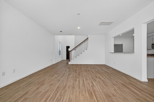 Building Photo - 1028 Laguna Cv Dr