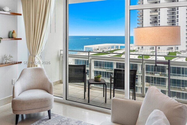 Building Photo - 6801 Collins Ave