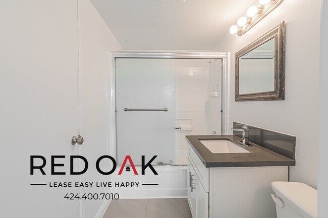 Building Photo - 3540 Fletcher Dr