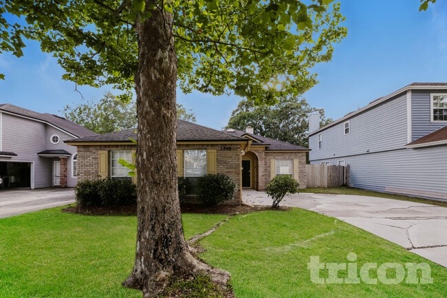 Building Photo - 3840 Tallcott Dr