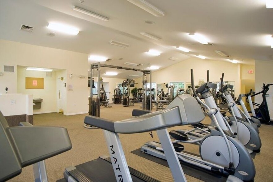 Fitness Center - 9 Captains Ct