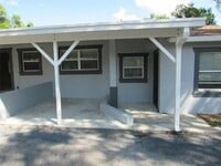 Building Photo - Leesburg Duplex