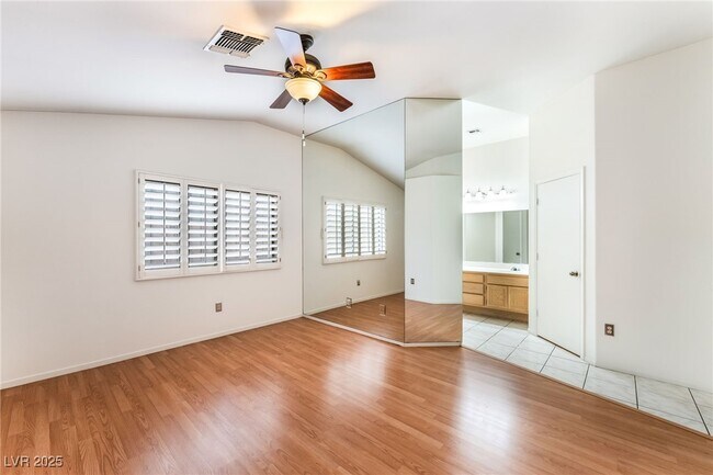 Building Photo - 5209 Velazco Ln