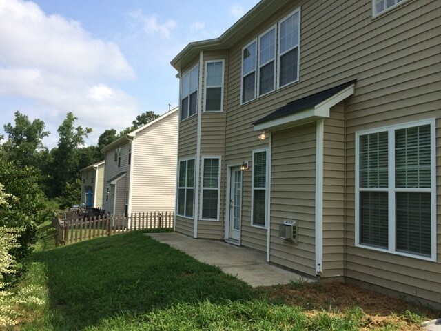 Building Photo - 149 Pasadena Rd