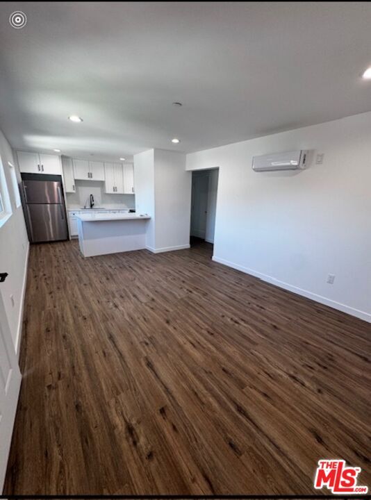 Building Photo - 3212 Glenhurst Ave