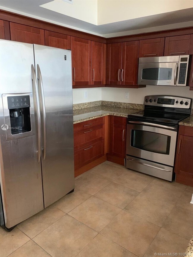 Building Photo - 7270 SW 88th St