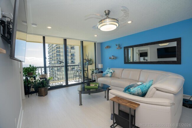 Building Photo - 9500 S Ocean Dr