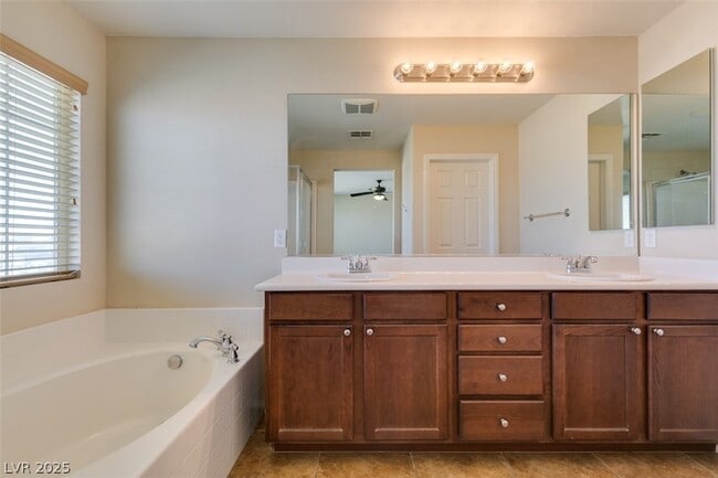 Building Photo - 9208 Red Knoll St