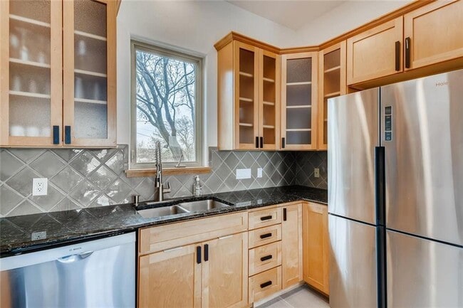 Building Photo - 2803 Brass Buttons Trl