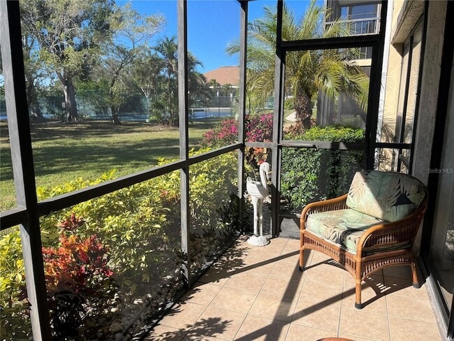 Building Photo - 612 Bird Bay Dr S