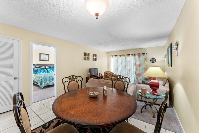 Building Photo - 2625 FL-590