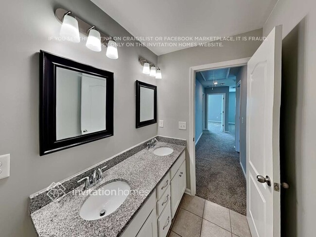 Building Photo - 16711 Cozy Cove Rd