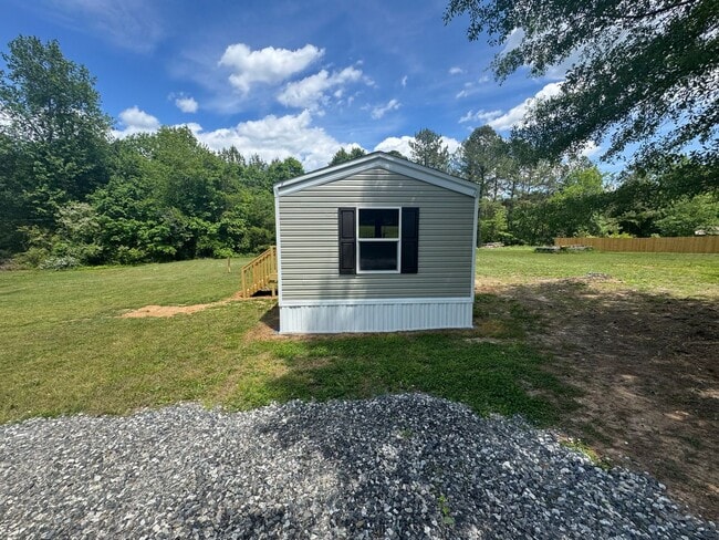 Building Photo - 2/2 in Cleveland County, NC