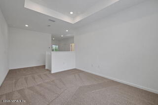 Building Photo - 5 FL-5