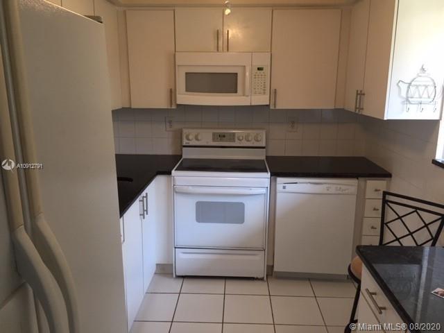 Building Photo - 8045 SW 107th Ave