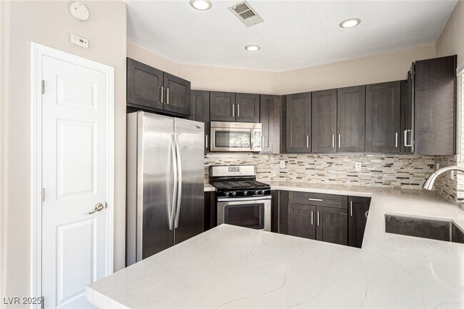 Building Photo - 5856 Golden Wing St