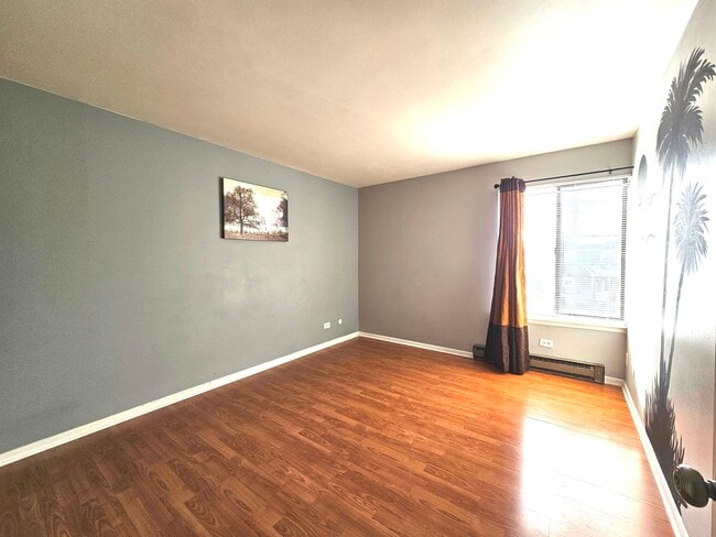 Building Photo - 15820 Terrace Dr