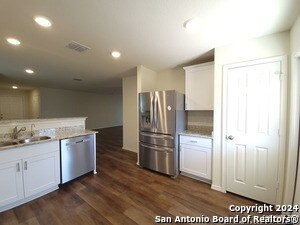 Building Photo - 11418 Long Rider