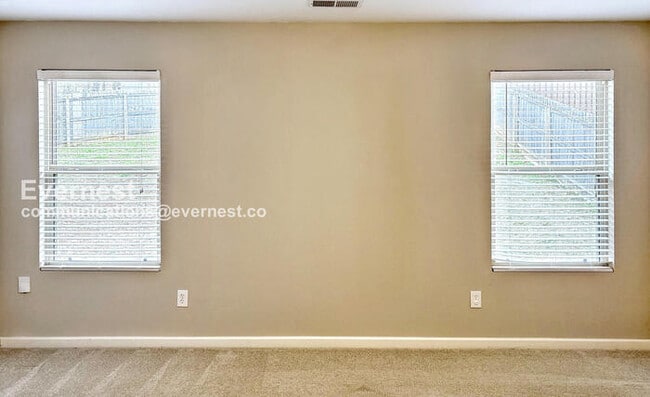 Building Photo - 29766 Westfield Dr