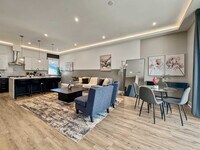 Building Photo - 1731 N Fitzhugh Ave