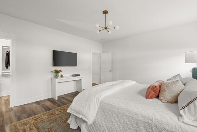 Building Photo - 7008 Westside Cir