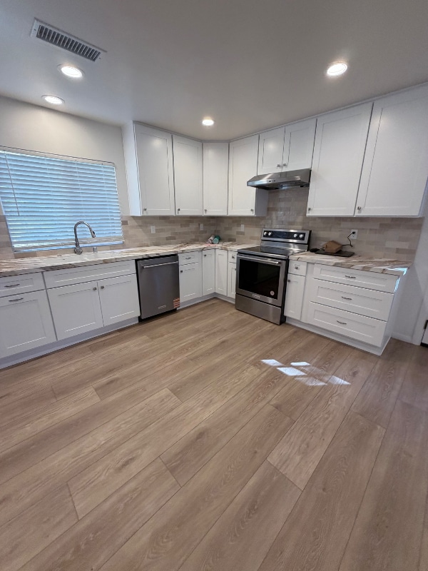 Building Photo - 2214 Finch Ln