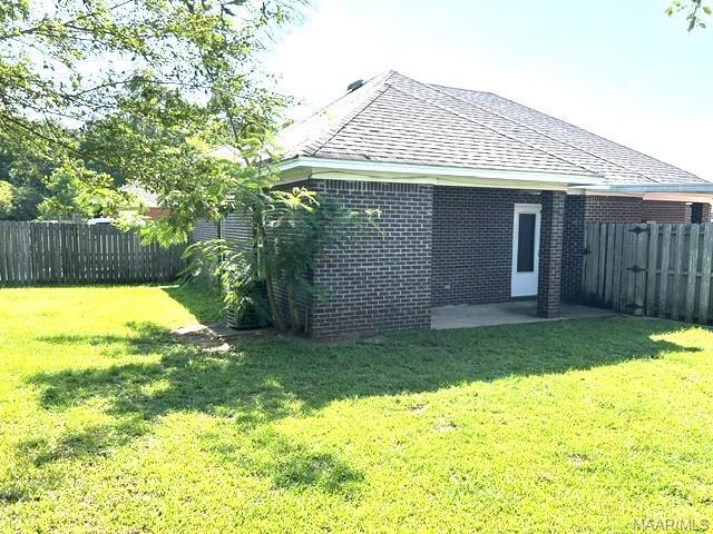 Building Photo - 6963 Sandfield Dr