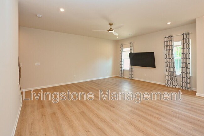 Building Photo - 1472 Carderock Springs Dr