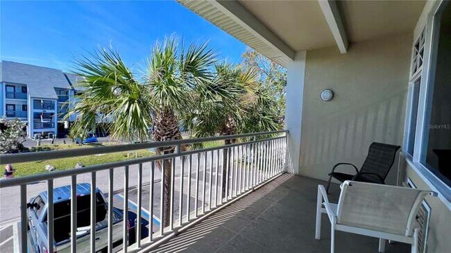 Building Photo - 611 Destiny Dr