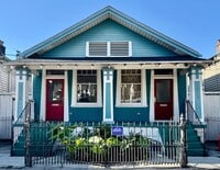 Building Photo - 1213 Annunciation St