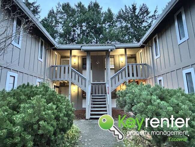 Building Photo - Comfortable Upstairs 2 Bedroom 2 Bath Rental in Private Community Near Fircrest!
