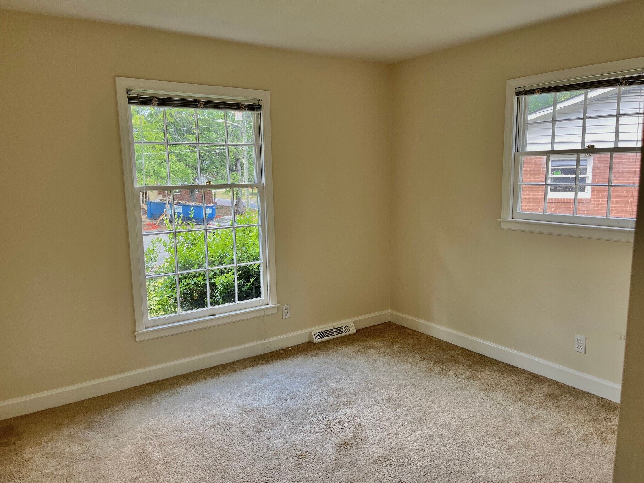 Building Photo - 7113 Rockcliff Ct