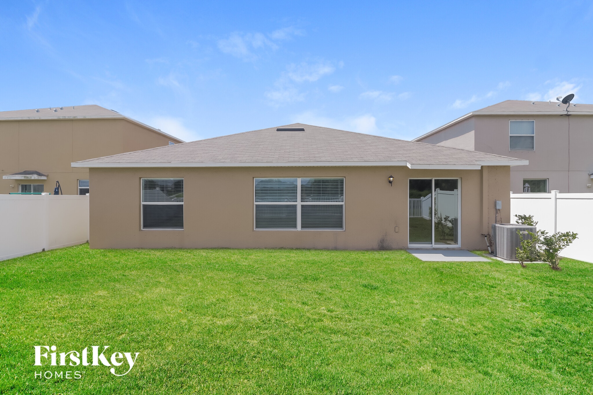 Building Photo - 10621 Standing Stone Dr