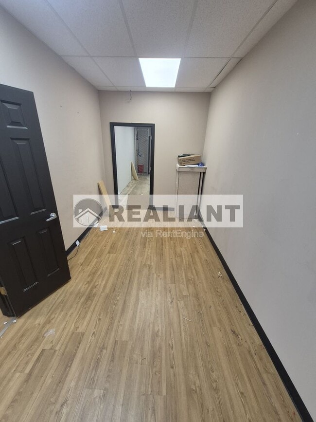 Building Photo - 1701 Madison Ave