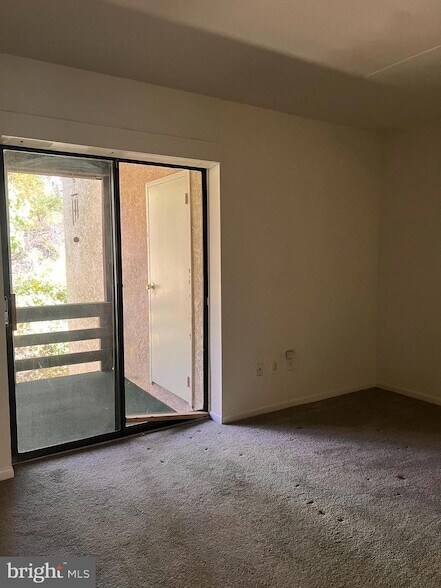 Building Photo - 329 Shawmont Ave