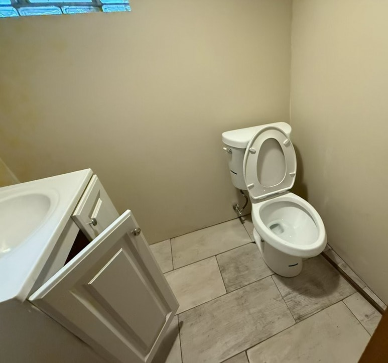 Building Photo - 7123 Kedron St