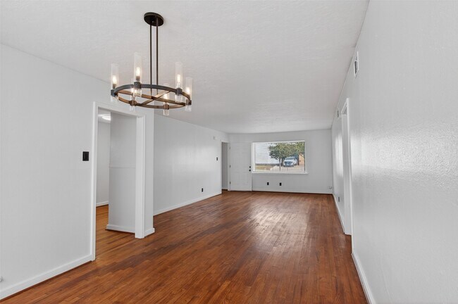 Building Photo - 3444 Blodgett St