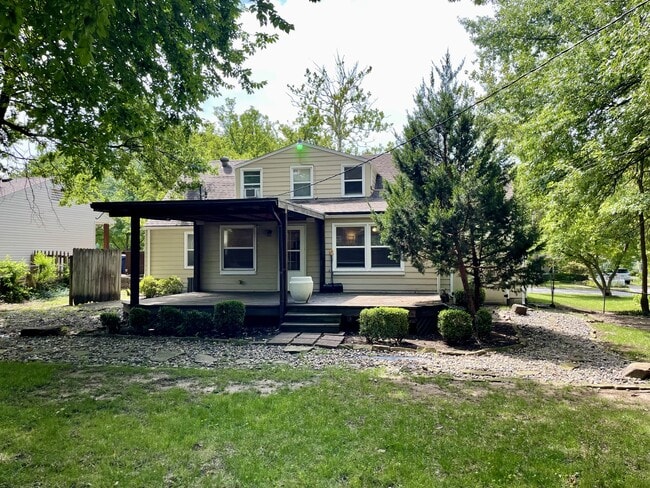 Building Photo - 7147 Cherokee Dr