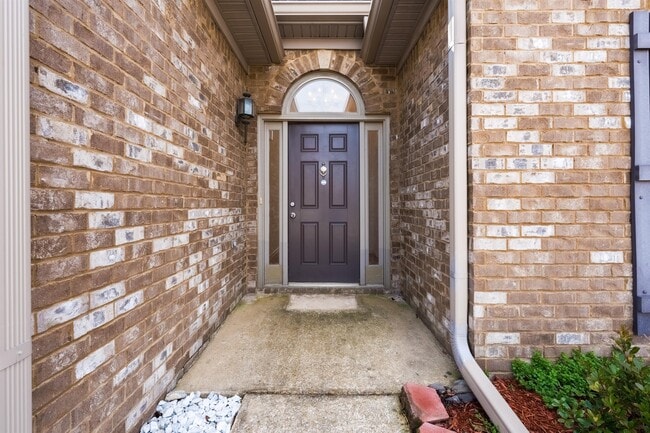 Building Photo - 2520 Stonecreek Trail