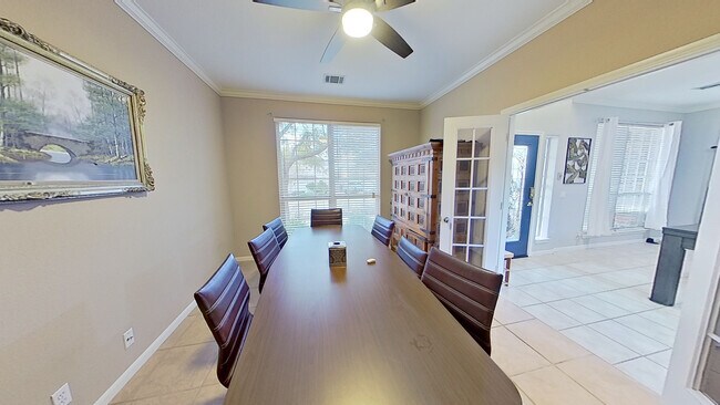 Building Photo - 1007 Brown Dr