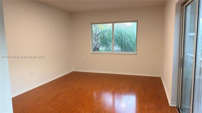 Building Photo - 10099 NW 43rd Terrace