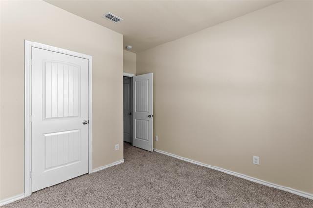 Building Photo - 2517 Carolina Dr